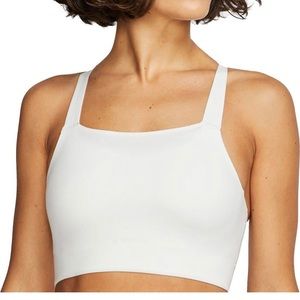 NWT Nike Luxe Medium Support Sports Bra